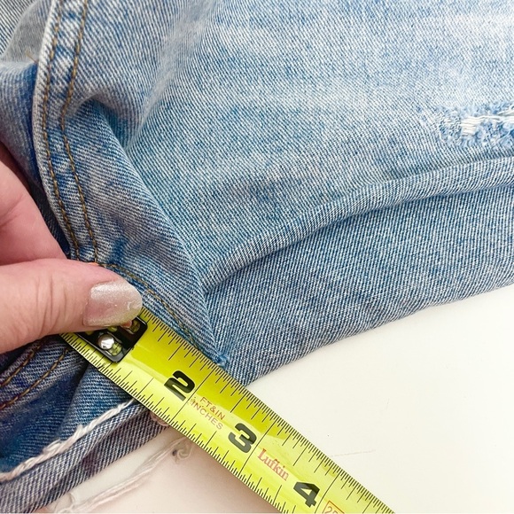 Wild Fable Size 12 Women's Super-High Rise Cut Off Jean Shorts Blue Denim - Picture 6 of 9